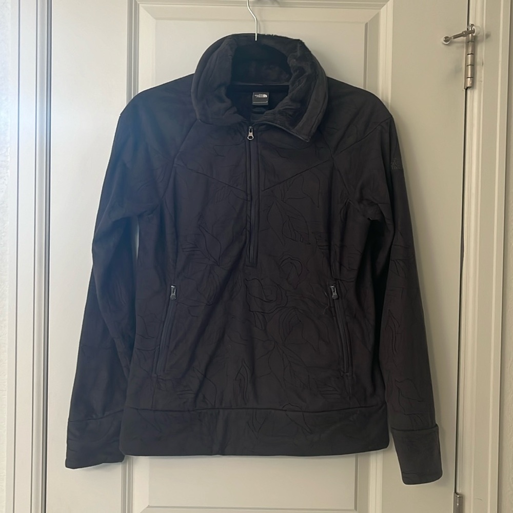 The North Face -grey 1/4 zip fleece